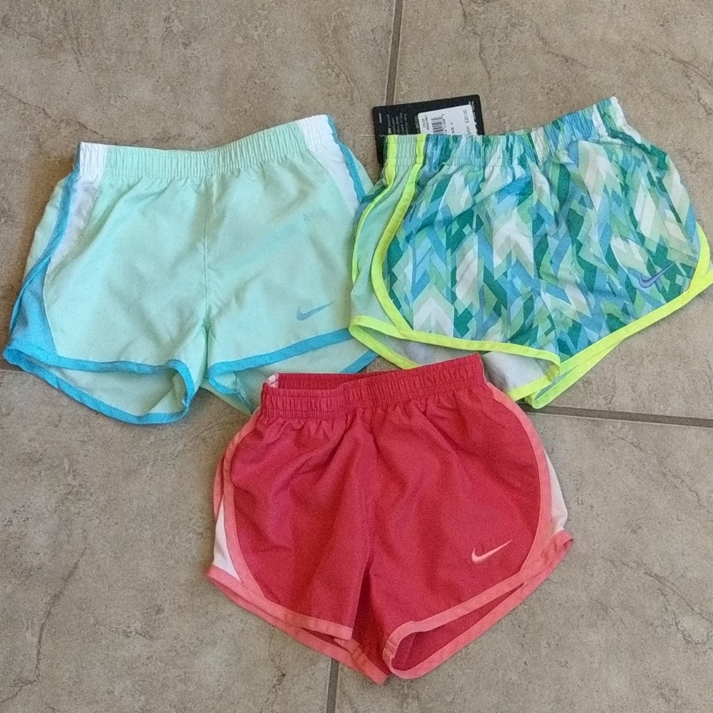Lot of girls Nike Dri-fit shorts
